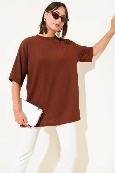 Bisiklet Yaka Bürümcük T-shirt Kahve - Kadın Giyim Modelleri