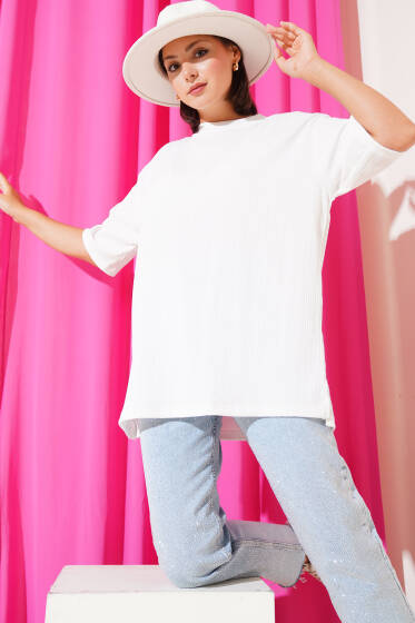 Bisiklet Yaka Bürümcük T-shirt Beyaz - Kadın Giyim Modelleri