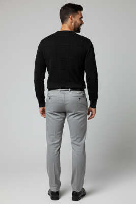 Bisiklet Yaka Kare Desenli Erkek Triko Kazak Siyah - Erkek Kazak