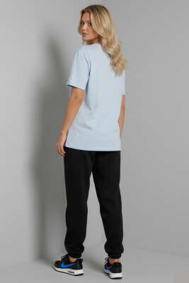 Bisiklet Yaka Kısa Kollu T-shirt Buz Mavisi - Kadın Giyim Modelleri