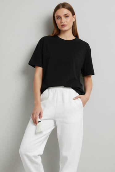Bisiklet Yaka Kısa Kollu T-shirt Siyah - Kadın Giyim Modelleri