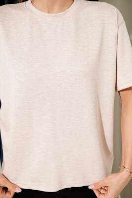 Bisiklet Yaka Loyşa T-shirt Bej - Kadın Giyim Modelleri
