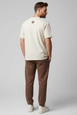 Bisiklet Yaka Nakışlı Oversize T-shirt Kemik - Erkek T-shirt