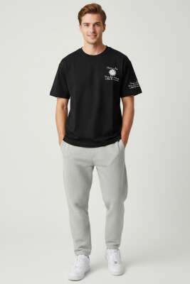 Bisiklet Yaka Nakışlı Oversize T-shirt Siyah - Erkek Bisiklet Yaka Tişört