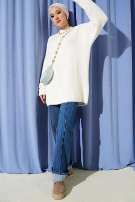 Bisiklet Yaka Sakal Detaylı Kazak Beyaz - Triko Kazak