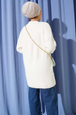 Bisiklet Yaka Sakal Detaylı Kazak Beyaz - Triko Kazak