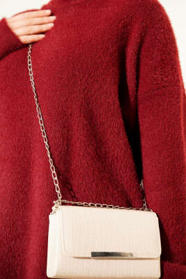 Bisiklet Yaka Sakal Detaylı Kazak Bordo - Triko Kazak