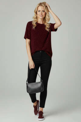 Bisiklet Yaka Taşlı T-shirt Bordo - Kadın Giyim Modelleri