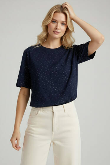 Bisiklet Yaka Taşlı T-shirt Lacivert - Kadın Giyim Modelleri