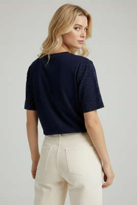 Bisiklet Yaka Taşlı T-shirt Lacivert - Kadın Giyim Modelleri