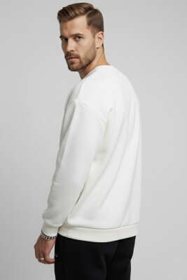 Bisiklet Yaka Üç İplik Sweatshirt Ekru - Erkek Sweatshirt