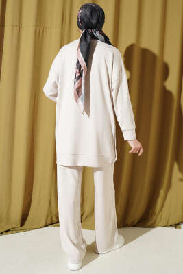 Bisiklet Yaka Yanları Metal Düğmeli İkili Takım Bej - İkili Takım