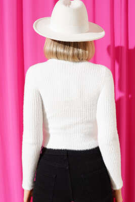 Bisiklet Yaka Yumoş Kazak Beyaz - Kadın Giyim Modelleri