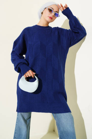 Bisiklet Yaka Yumoş Yan Yırtmaçlı Triko Tunik Lacivert - Tunik