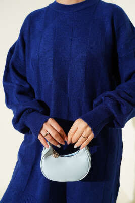 Bisiklet Yaka Yumoş Yan Yırtmaçlı Triko Tunik Lacivert - Tunik