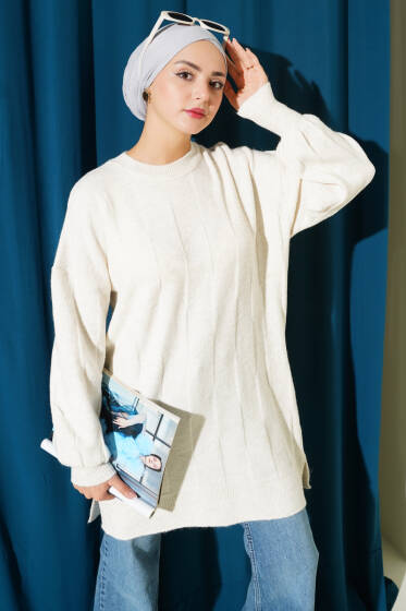 Bisiklet Yaka Yumoş Yan Yırtmaçlı Triko Tunik Taş - Tunik