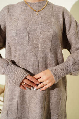 Bisiklet Yaka Yumoş Yan Yırtmaçlı Triko Tunik Vizon - Tunik