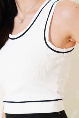 Biye Detaylı Askılı Kaşkorse Crop Beyaz - Kadın Giyim Modelleri