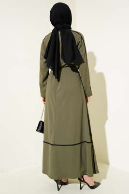 Biye Detaylı Çiçek Aksesuarlı Elbise Haki - Tesettür Elbise