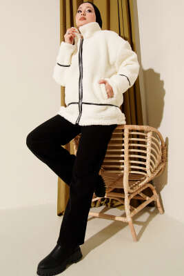 Biye Şeritli Peluş Mont Ekru - Mont