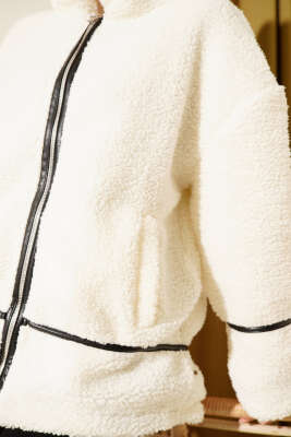 Biye Şeritli Peluş Mont Ekru - Mont