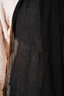 Biyeli Müslin Şal Siyah Camel - Başörtüsü