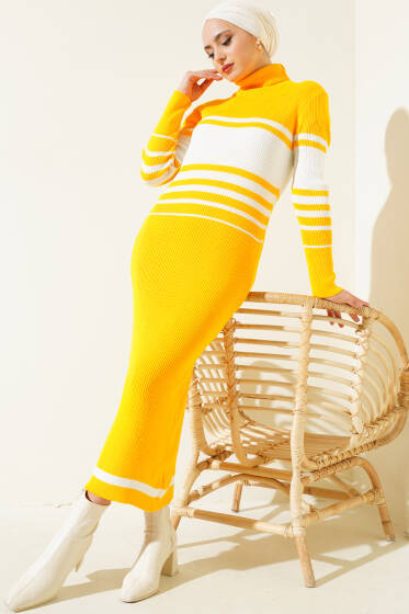 Boğazlı Fitilli Çizgili Triko Elbise Sarı - Elbise