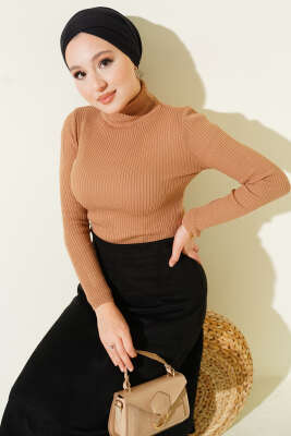 Boğazlı Fitilli Triko Kazak Latte 