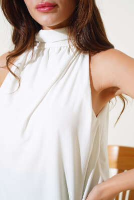 Boğazlı Kolsuz Sandy Bluz Ekru - Kadın Giyim Modelleri