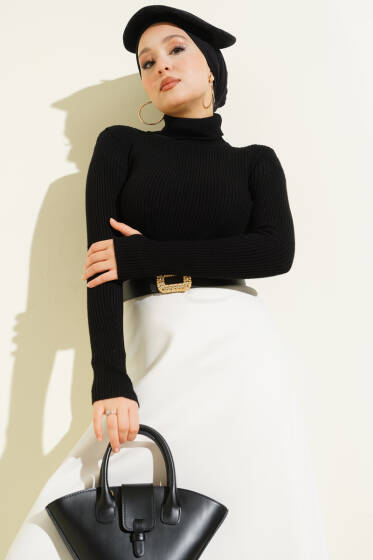 Boğazlı Parmak Geçirmeli Triko Kazak Siyah - Triko Kazak