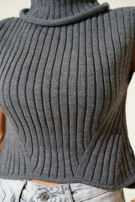 Boğazlı Triko Süveter Füme - Kadın Giyim Modelleri