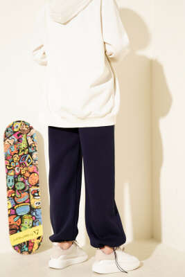 Bol Paça Lastikli Üç İplikli Pantolon Lacivert - Pantolon