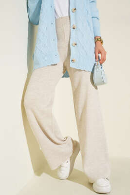 Bol Paça Triko Pantolon Bej - Yılın Fırsatı