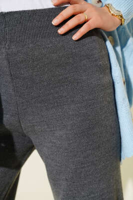 Bol Paça Triko Pantolon Füme - Yılın Fırsatı