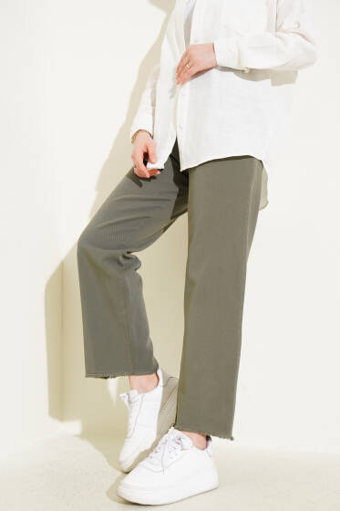 Bol Püskül Paçalı Gabardin Pantolon Haki - Pantolon