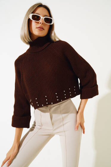 Boncuklu Selanik Triko Crop Kazak Kahve - Triko