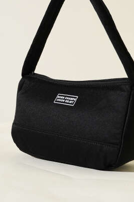 Born Charmps Baskılı Çanta Siyah - Yılın Fırsatı