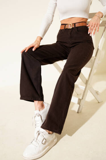 Boru Paça Kemerli Kot Pantolon Kahve - Kadın Giyim Modelleri