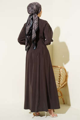 Boydan Düğmeli Bel Pensli Modal Elbise Acı Kahve - Elbise