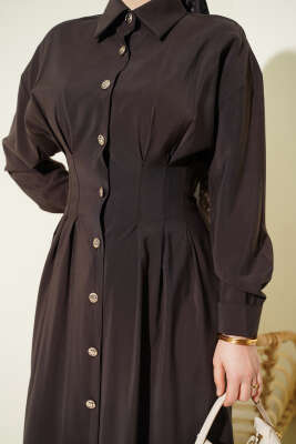 Boydan Düğmeli Bel Pensli Modal Elbise Acı Kahve - Elbise