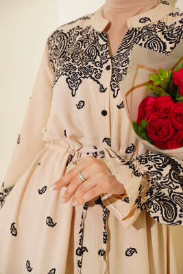 Boydan Düğmeli Desenli Elbise Latte - Tesettür Elbise
