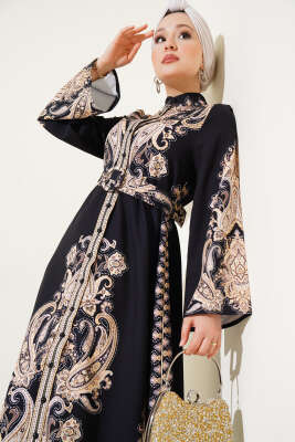 Boydan Düğmeli Desenli Kemerli Elbise Siyah - Tesettür Elbise