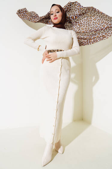 Boydan Düğmeli Etekli Triko Takım Bej - İkili Takım