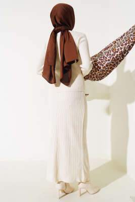 Boydan Düğmeli Etekli Triko Takım Bej - Triko İkili Takım