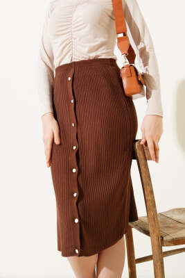 Boydan Düğmeli Fitilli Triko Midi Etek Kahve - Kadın Giyim Modelleri