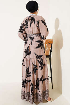 Boydan Düğmeli Kemerli Yaprak Desenli Elbise Bej - Tesettür Elbise