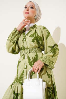 Boydan Düğmeli Kemerli Yaprak Desenli Elbise Çağla Yeşili - Tesettür Elbise