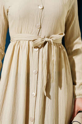 Boydan Düğmeli Kuşaklı Basic Elbise Bej - Tesettür Elbise