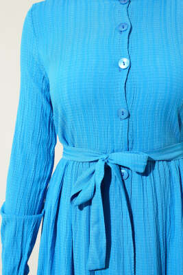 Boydan Düğmeli Kuşaklı Basic Elbise Mavi - Tesettür Elbise