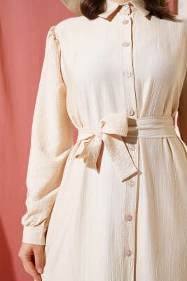 Boydan Düğmeli Volanlı Elbise Bej - Tesettür Elbise